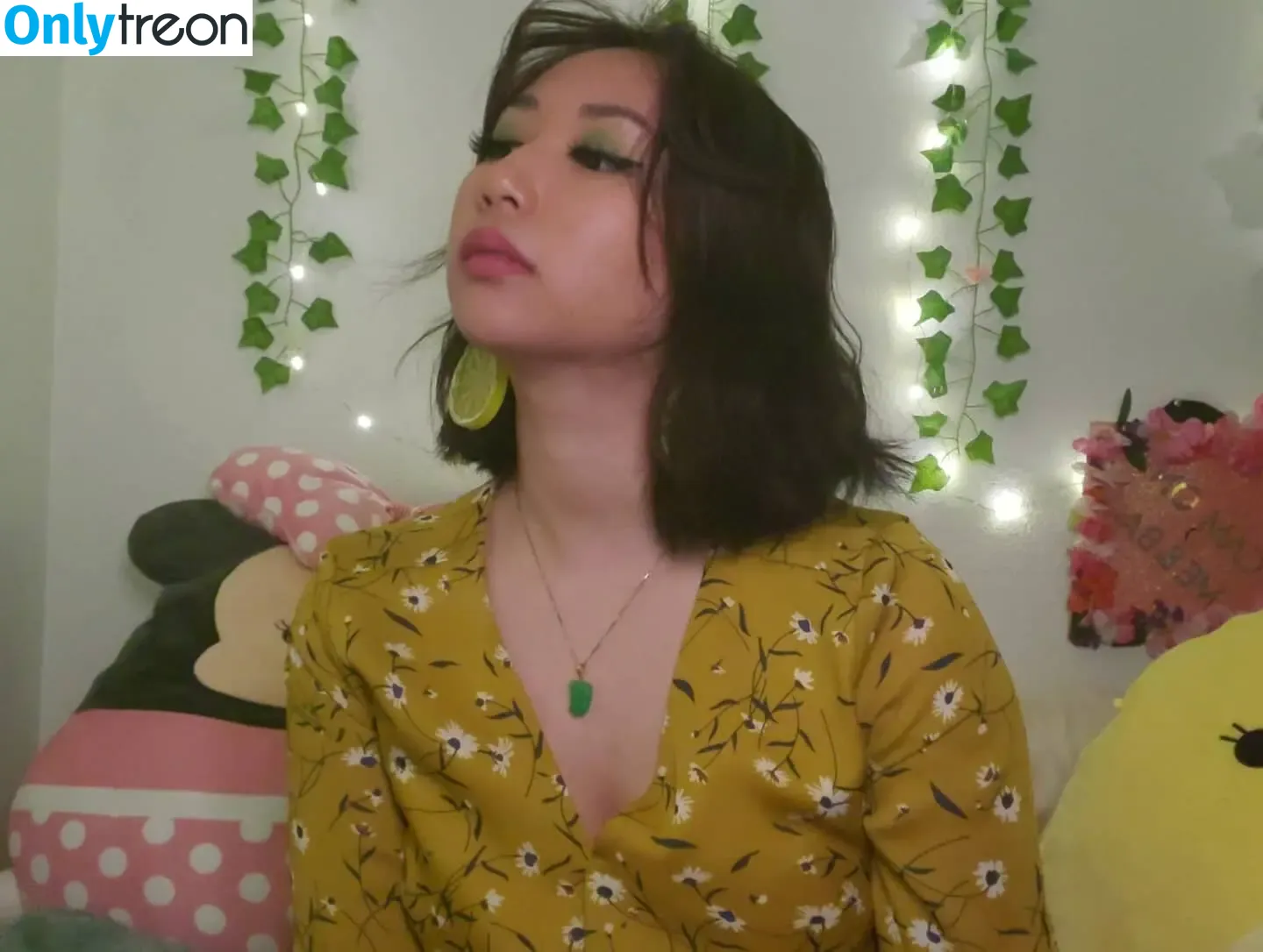 Sophia Phan nude photo #0114 (EatMyPhannnie / Sophiaphannn)