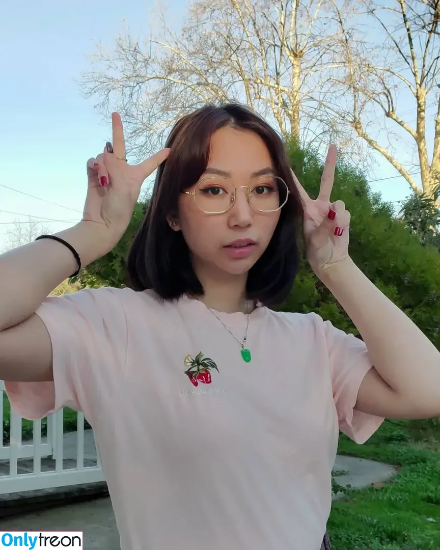 Sophia Phan nude photo #0116 (EatMyPhannnie / Sophiaphannn)