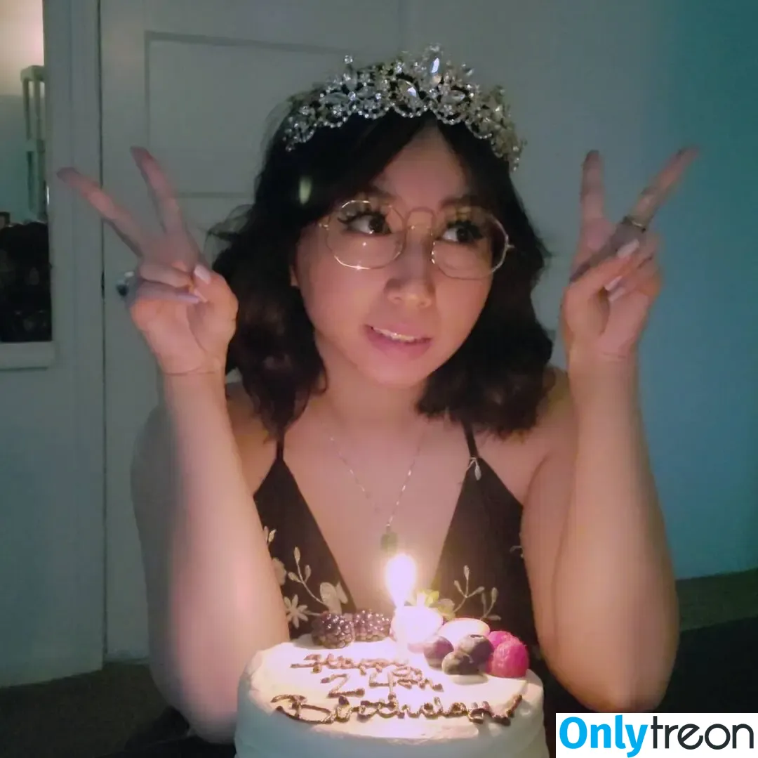 Sophia Phan nude photo #0123 (EatMyPhannnie / Sophiaphannn)