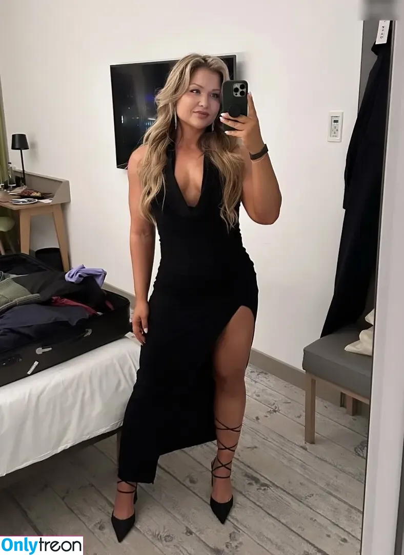 Sophia Thiel nude photo #0292 (sophia.thiel)
