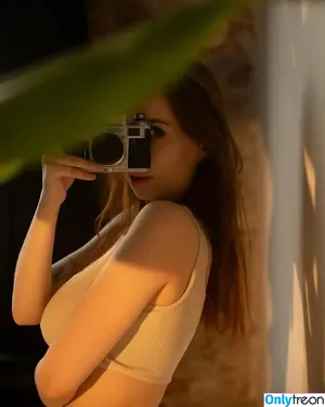 Sophia Volzhenskaia / sophia.volzhenskaia / volzhenskaia nude photo #0396