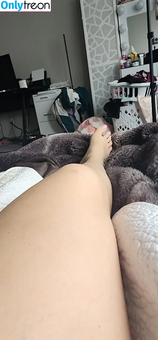 sophiaburns nude photo #0002 (sophiaburns888)