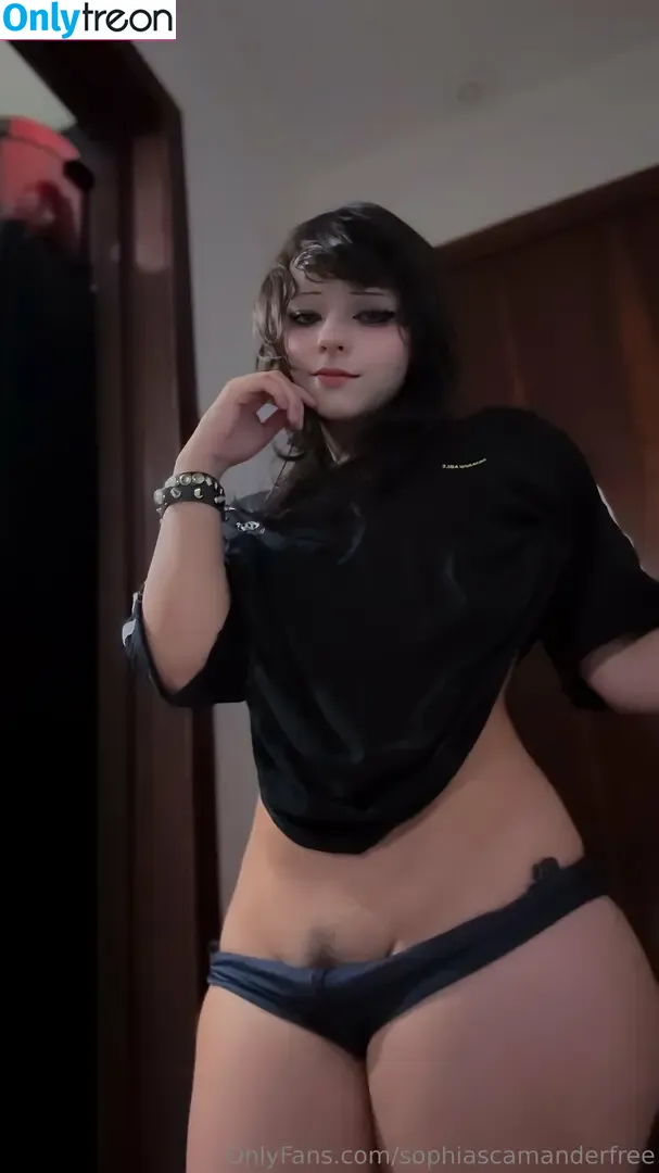 sophiascamanderfree nude photo #0021 (sophiachiara__)