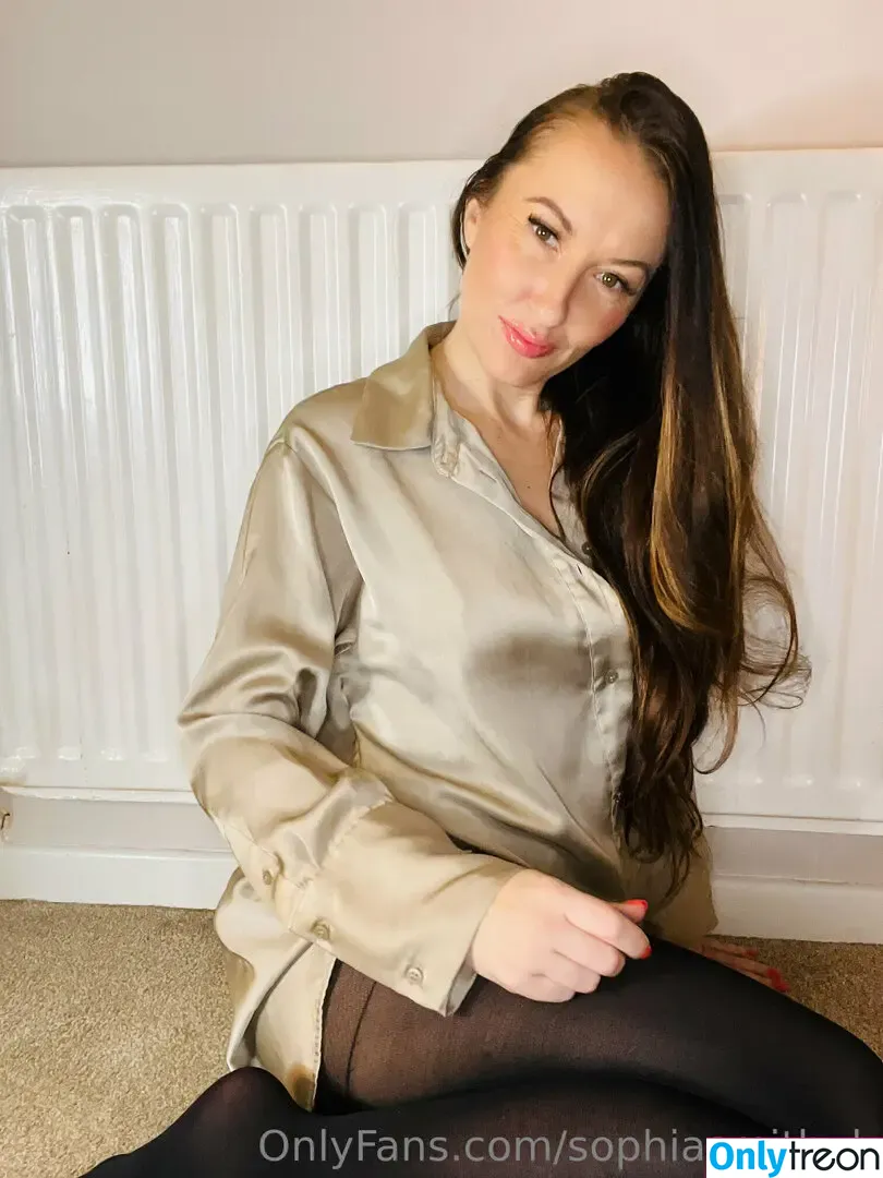 sophiasmithuk nude photo #2691 (sophiaxsmith)