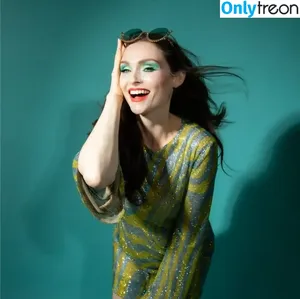 Sophie Ellis-Bextor / sophieellisbextor nude photo #0195