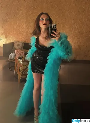 Sophie Ellis-Bextor / sophieellisbextor nude photo #0235