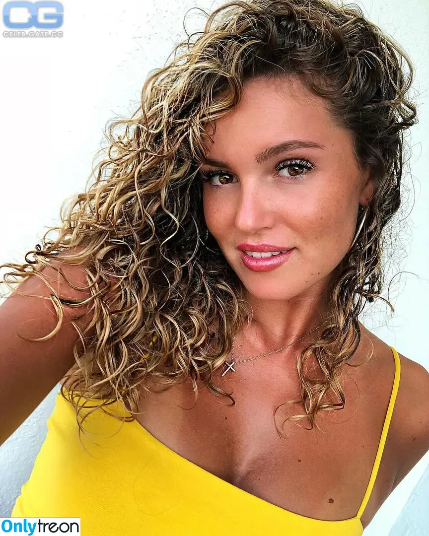 Sophie Imelmann nude photo #0417 (sophieimelmann)