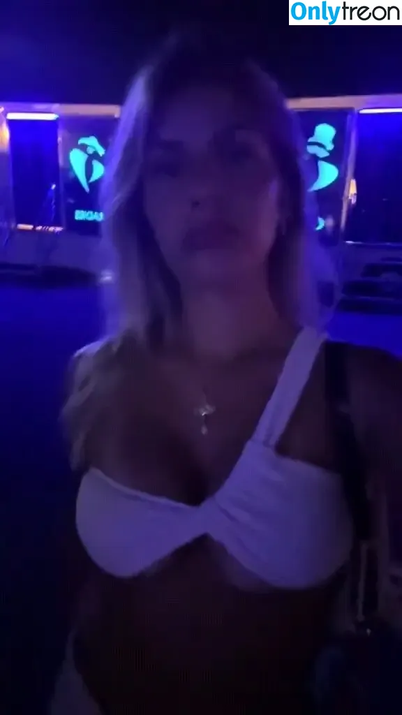 Sophie.schnr nude photo #0113 (Sophie.schnr)