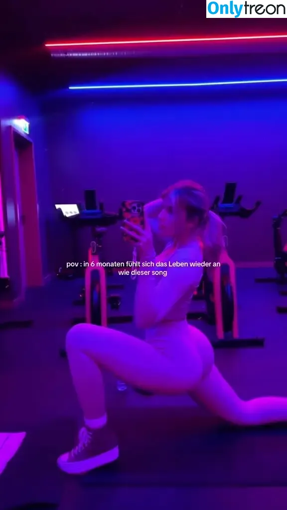 Sophie.schnr nude photo #0115 (Sophie.schnr)