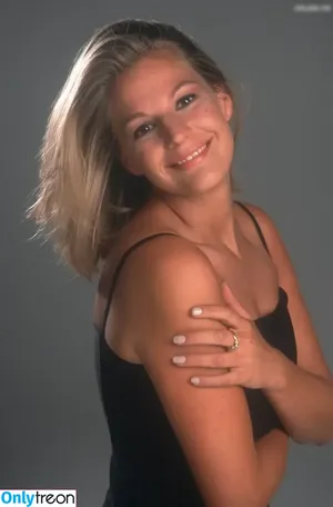 Sophie Schütt / sophieschuett nude photo #0023