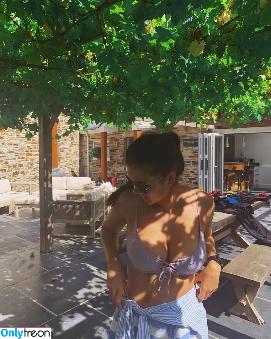 Sophie Slape nude photo #0090 (s.slape)