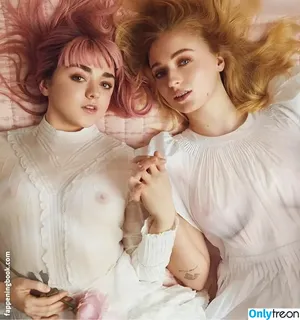 Sophie Turner / sexysophieturner / sophiet nude photo #0061