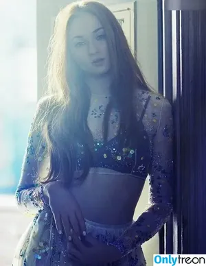 Sophie Turner / sexysophieturner / sophiet nude photo #0194