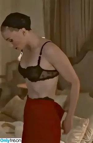 Sophie Turner / sexysophieturner / sophiet nude photo #0271