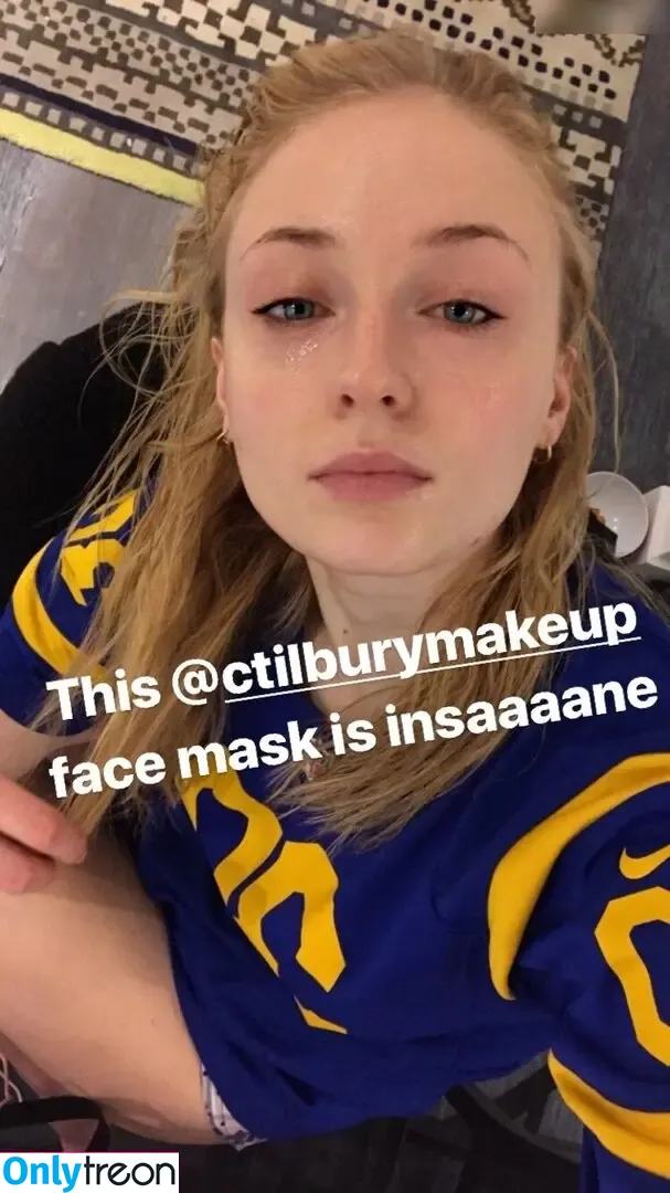 Sophie Turner nude photo #0090 (sexysophieturner / sophiet)