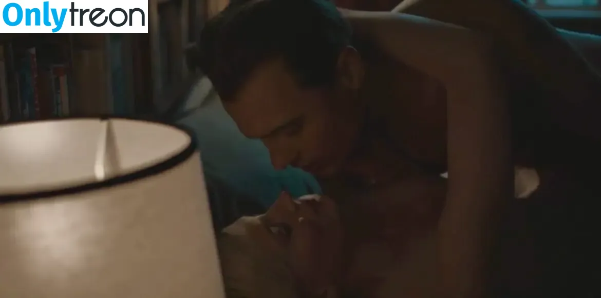 Sophie Turner nude photo #0264 (sexysophieturner / sophiet)