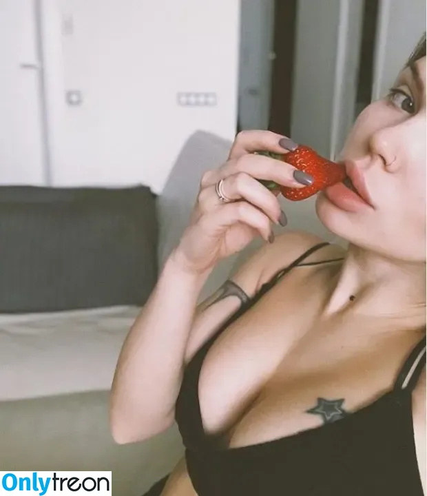 Sorabi nude photo #0011 (sorabi_meow)