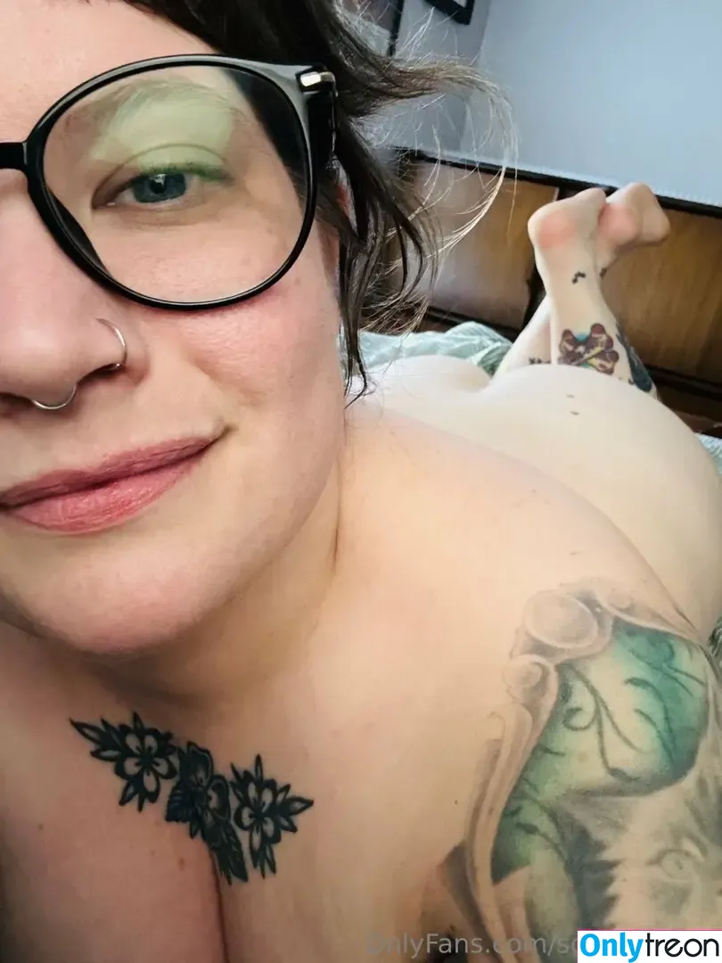 sourxgrapes nude photo #0035 (sourxgrapes)