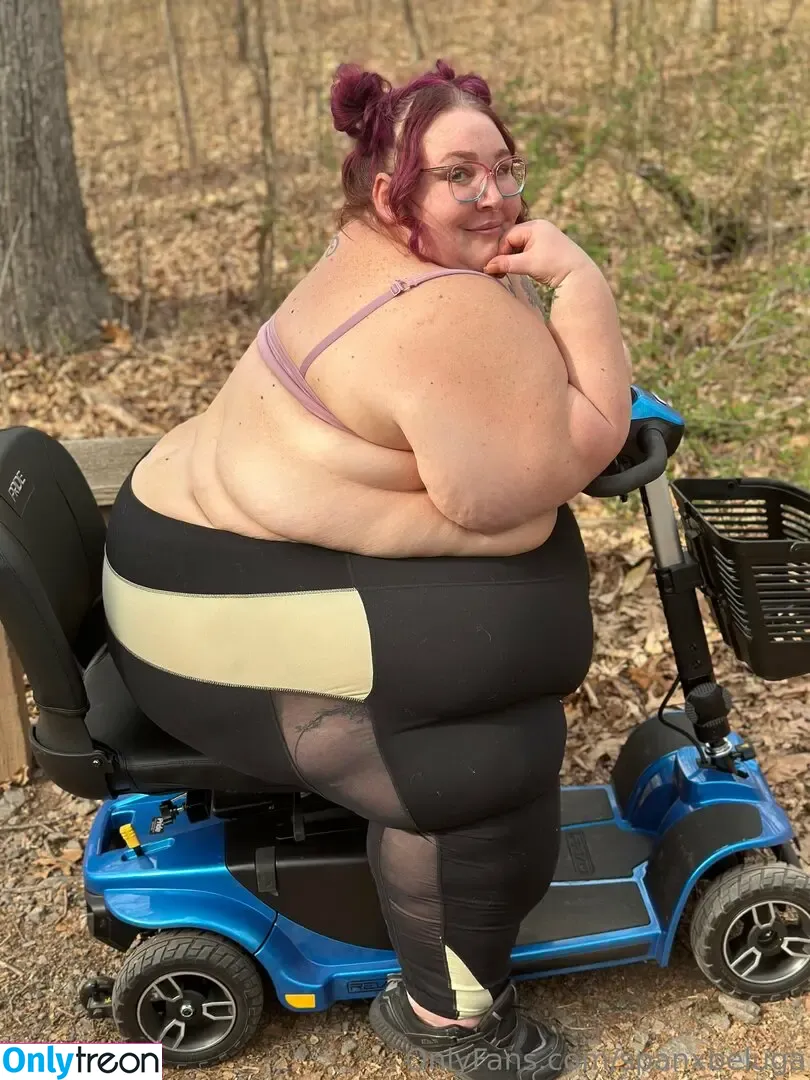 spanxbeluga nude photo #0100 (spanxbeluga2.1)