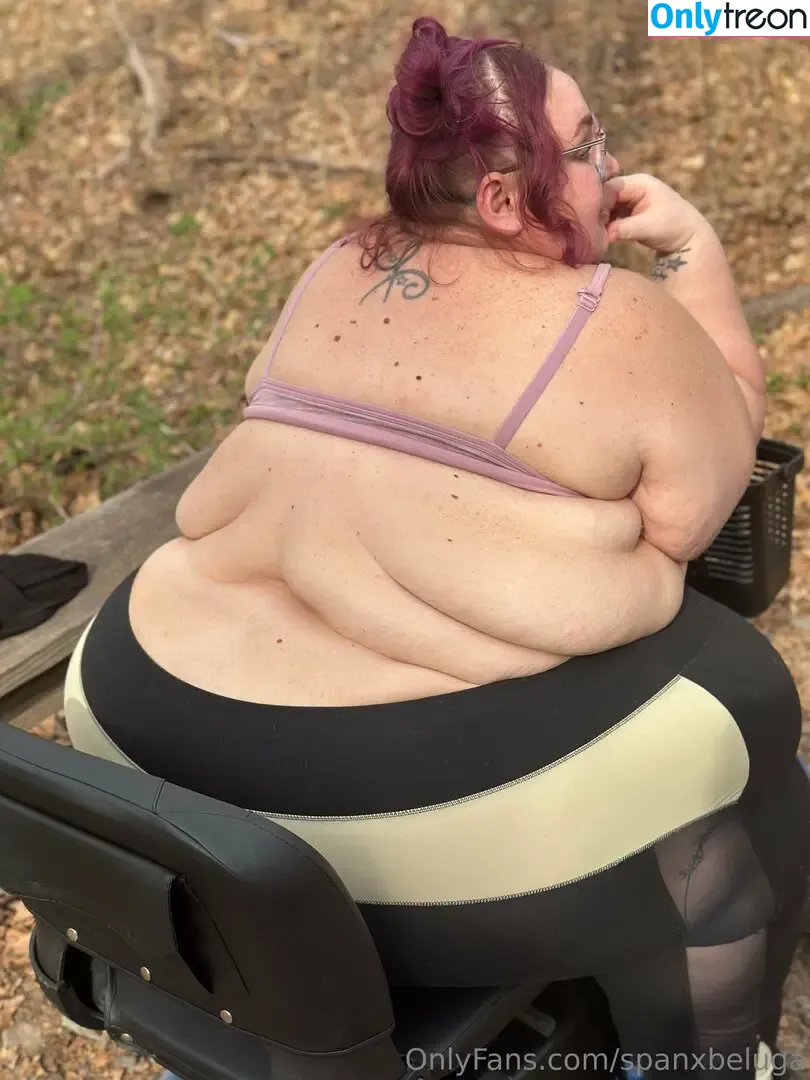 spanxbeluga nude photo #0101 (spanxbeluga2.1)