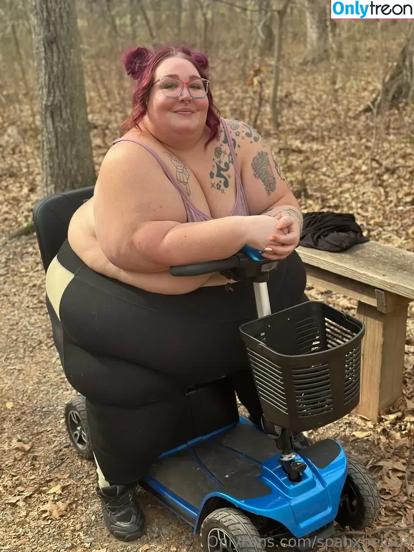 spanxbeluga nude photo #0102 (spanxbeluga2.1)