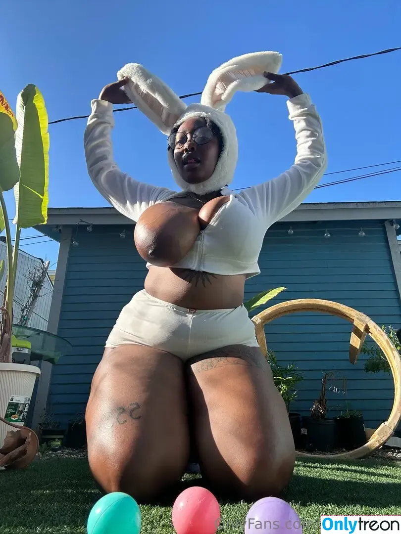 Spicylilbrat nude photo #0175 (Spicymaa / spicylilbratt_5)