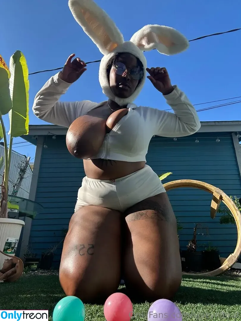 Spicylilbrat nude photo #0176 (Spicymaa / spicylilbratt_5)