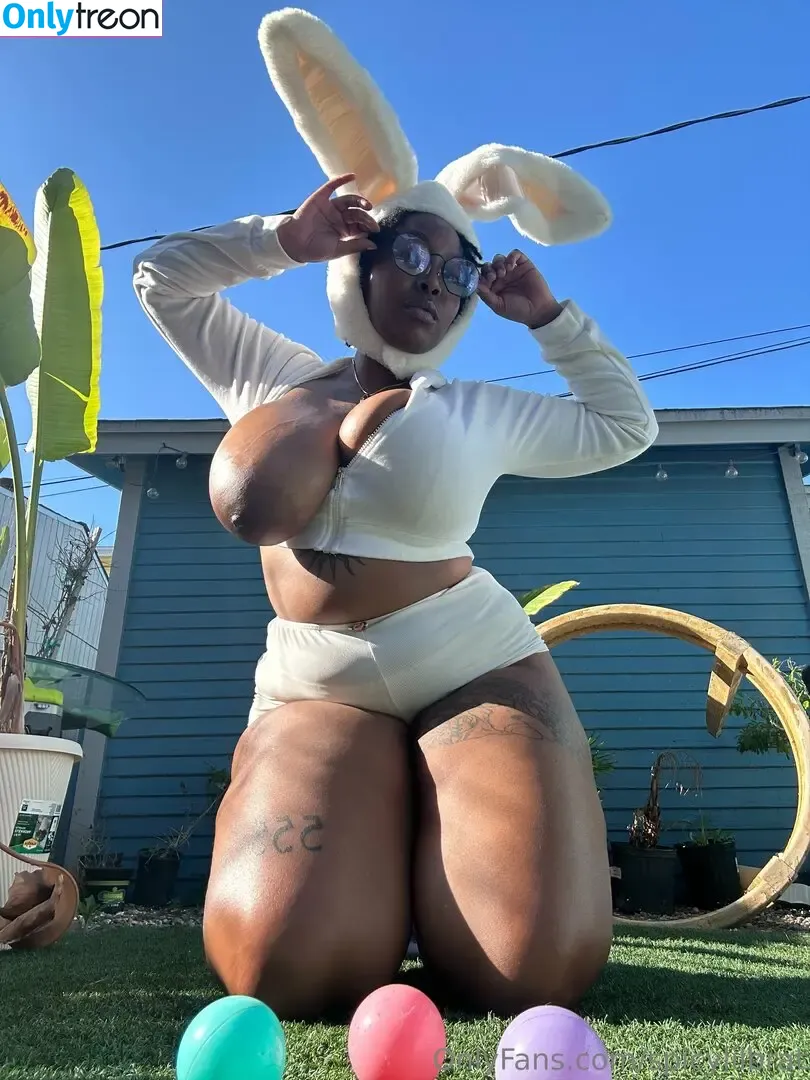 Spicylilbrat nude photo #0178 (Spicymaa / spicylilbratt_5)