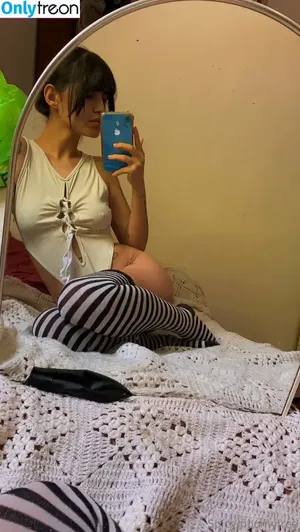  nude photo #0010