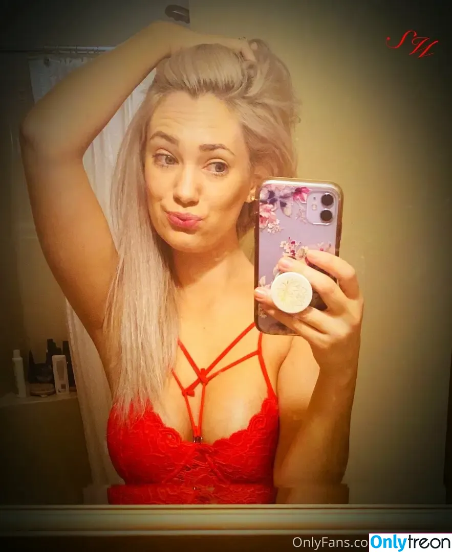 SportyWife nude photo #0017 (HotwifeRye / SportyMom / sporty_wifey)