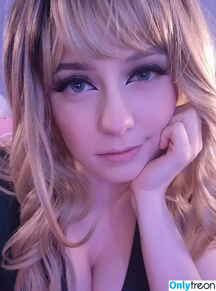 SquishShe nude photo #0140 (squishsheofficial / squishwhore)