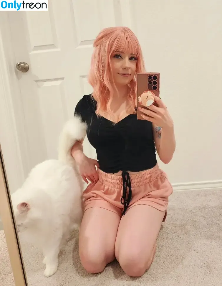SquishShe nude photo #0158 (squishsheofficial / squishwhore)