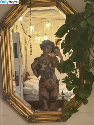  nude photo #0001