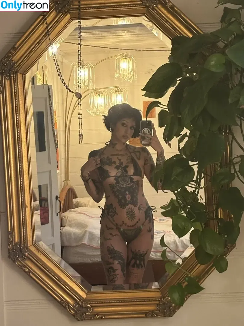 srslysaturn nude photo #0001 (srslysaturn)