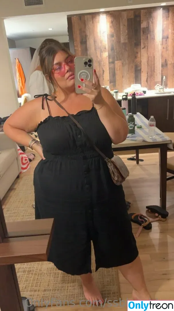 ssbbwchloe nude photo #0303 (bbwchloe_)