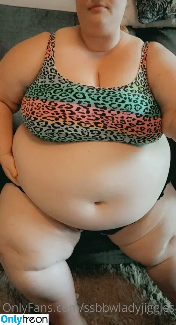 ssbbwladyjiggles nude photo #0013 (ssbbwladyjiggles)