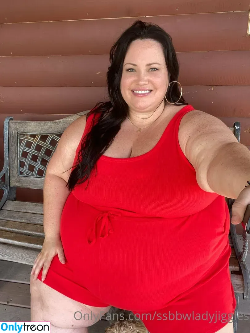 ssbbwladyjiggles nude photo #0026 (ssbbwladyjiggles)
