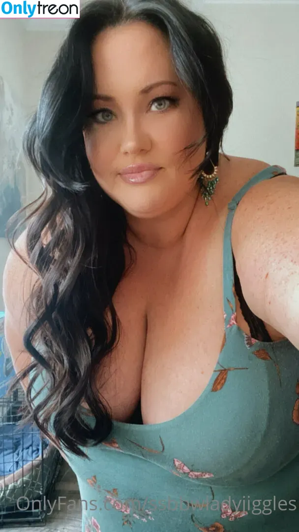 ssbbwladyjiggles nude photo #0048 (ssbbwladyjiggles)