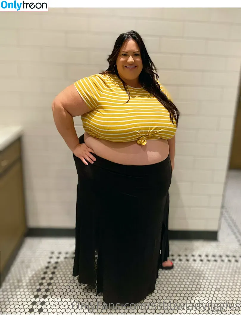 ssbbwladyjiggles nude photo #0314 (ssbbwladyjiggles)