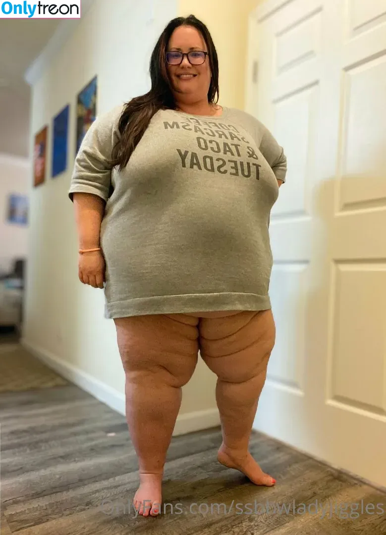 ssbbwladyjiggles nude photo #0318 (ssbbwladyjiggles)