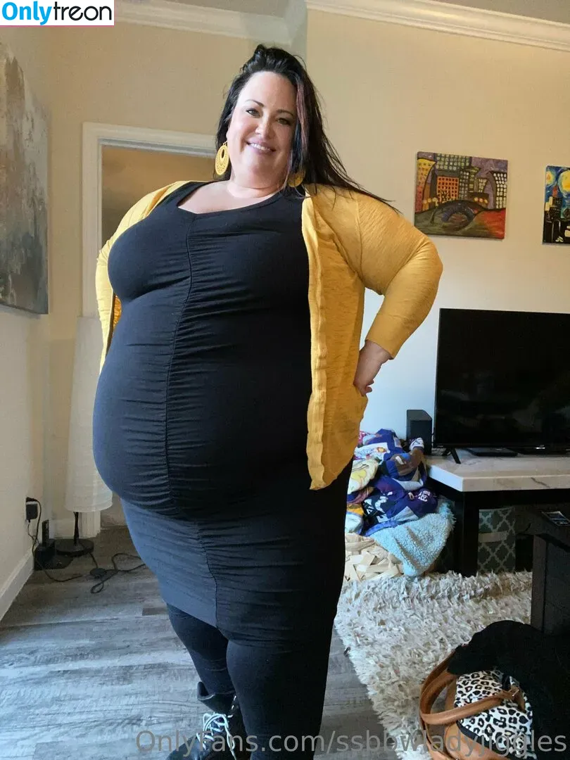 ssbbwladyjiggles nude photo #0339 (ssbbwladyjiggles)