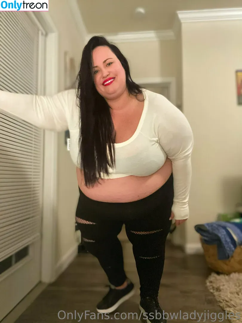 ssbbwladyjiggles nude photo #0353 (ssbbwladyjiggles)