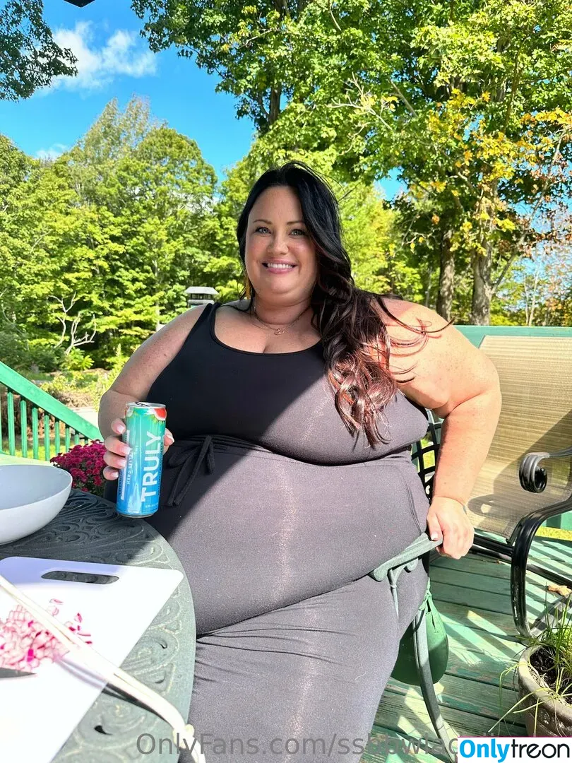 ssbbwladyjiggles nude photo #0356 (ssbbwladyjiggles)
