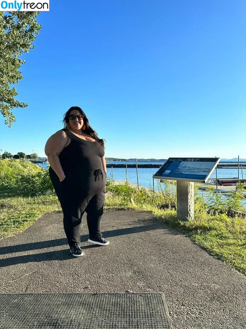 ssbbwladyjiggles nude photo #0359 (ssbbwladyjiggles)