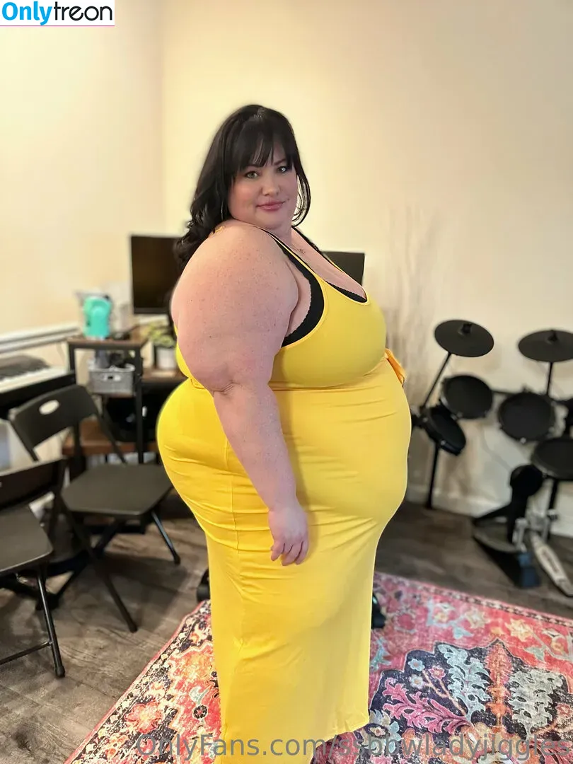 ssbbwladyjiggles nude photo #0380 (ssbbwladyjiggles)