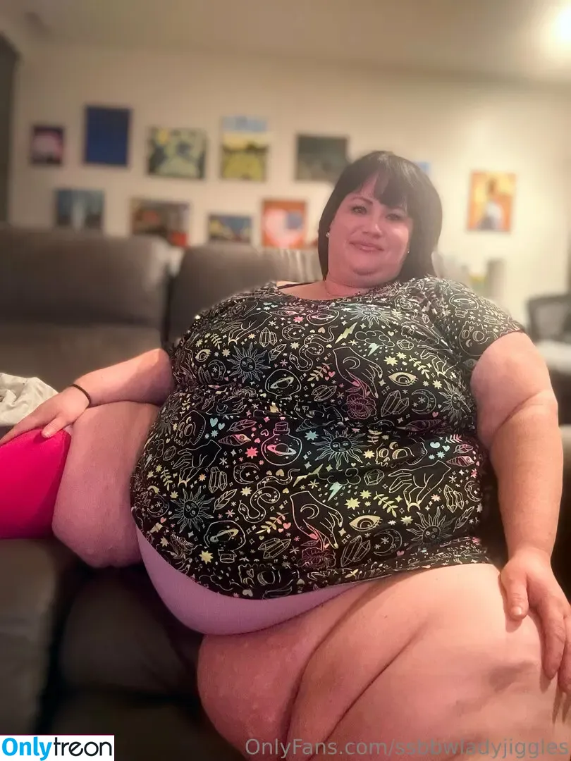 ssbbwladyjiggles nude photo #0450 (ssbbwladyjiggles)