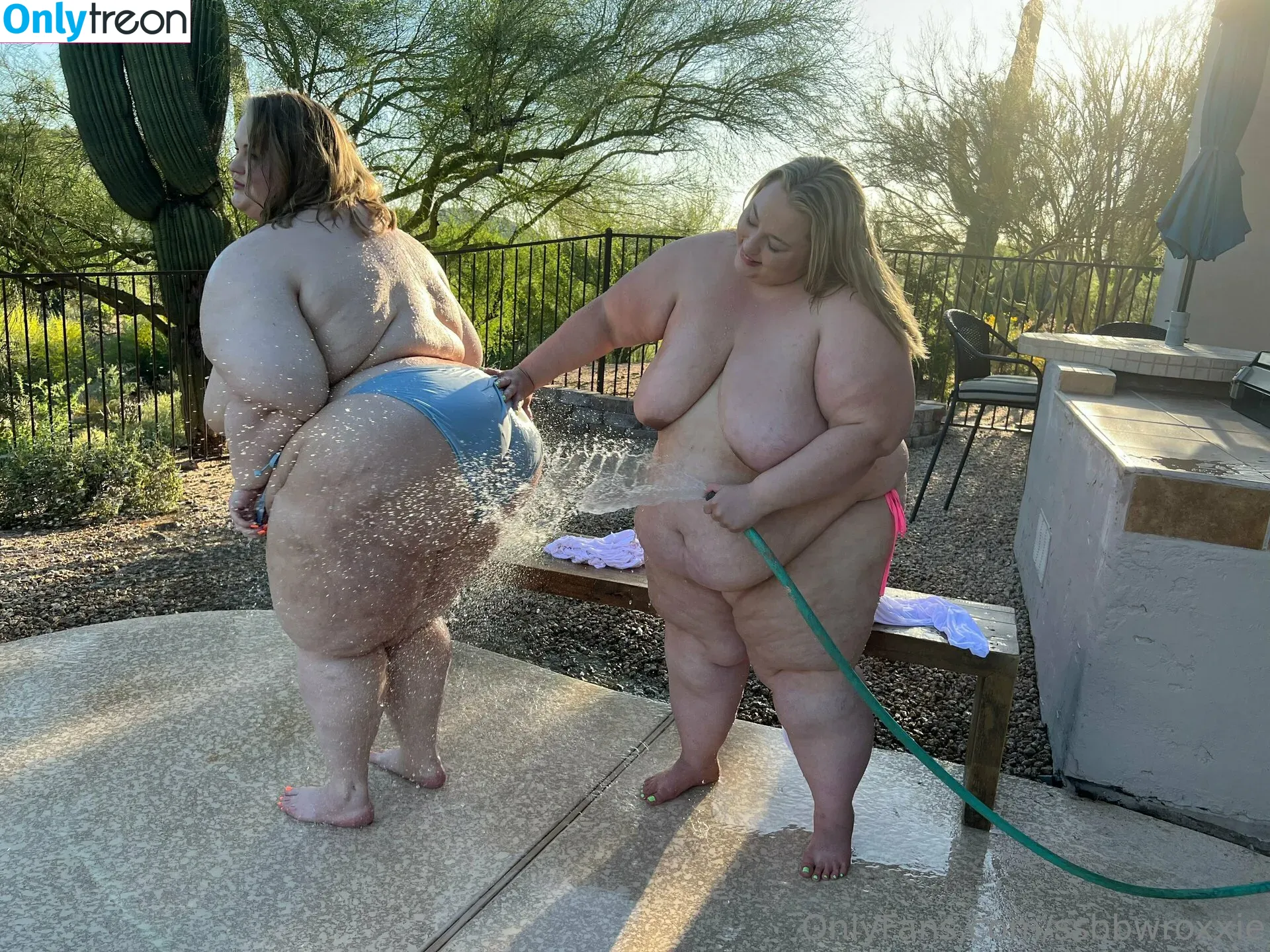 ssbbwroxxie nude photo #0191 (roxxieyo2)