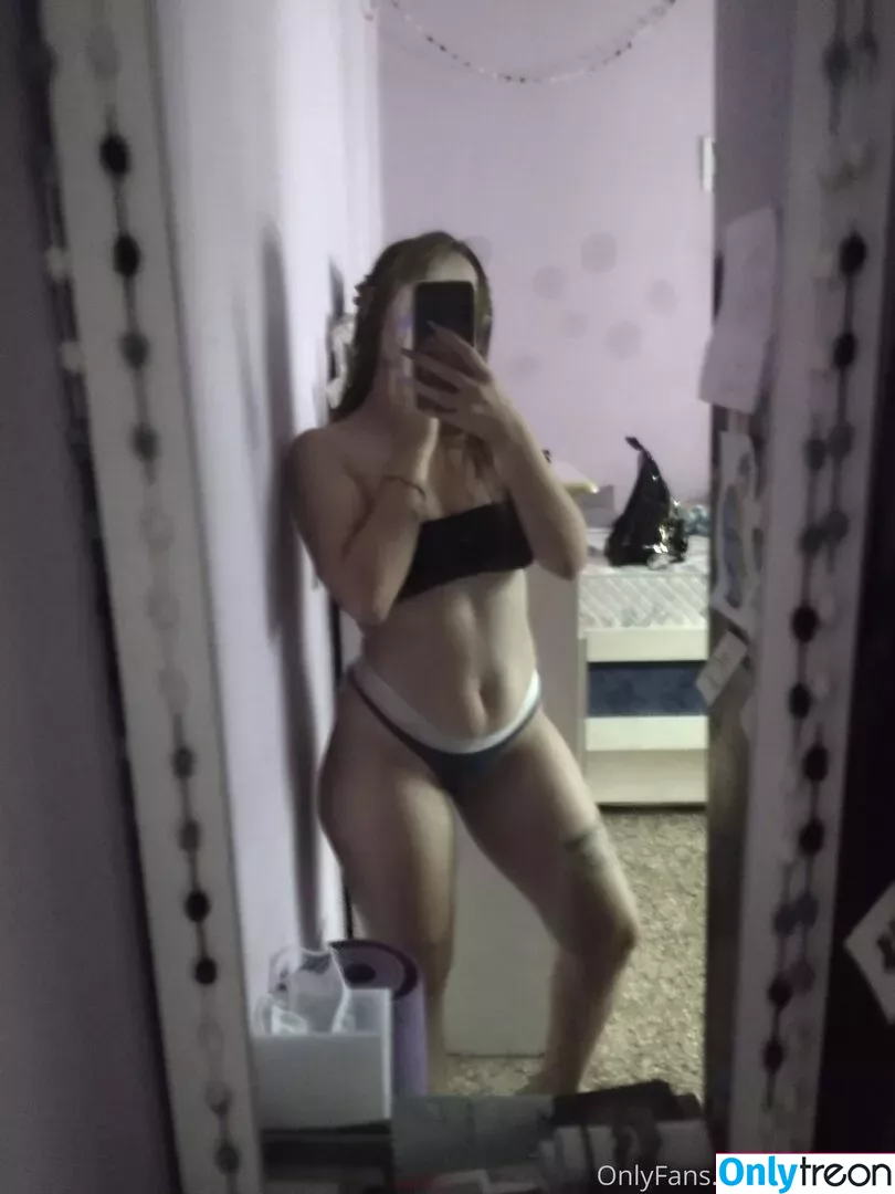ssophhie nude photo #0011 (sophie_msmsmsm)