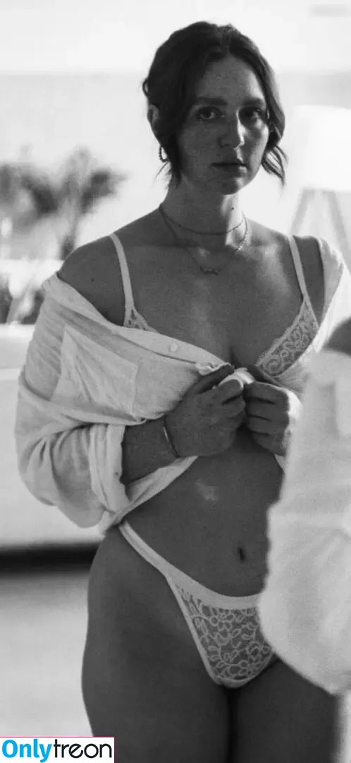 süsses.rot nude photo #0094 (suesses.rot)