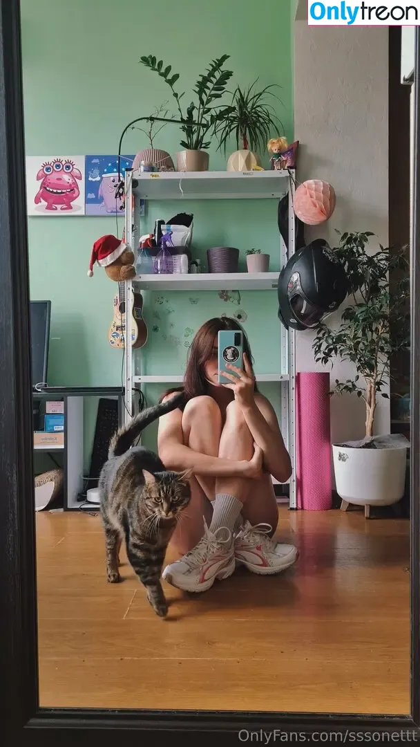 sssonettt nude photo #0156 (sssonettt)